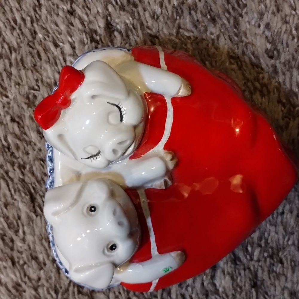 Fitz & Floyd Makin Bacon Heart Shaped Trinket Box Pigs in Bed Vintage 1980